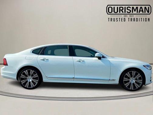 2025 Volvo S90 B6 Plus