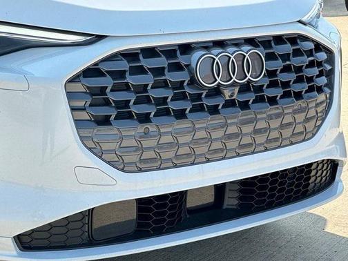 2025 Audi Q5 2.0T Premium Plus