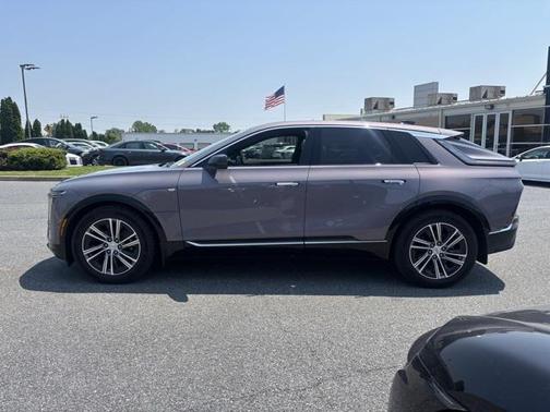 2024 Cadillac LYRIQ Luxury