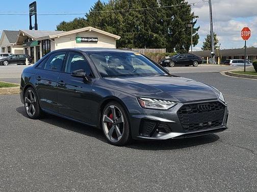 2022 Audi A4 45 S line Prestige