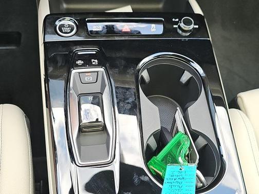 2025 Audi A6 e-tron Prestige