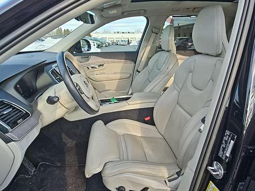 2023 Volvo XC90 Ultimate