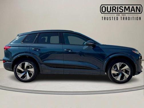 2025 Audi Q6 e-tron Premium Plus
