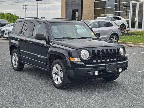Black Clearcoat 2012 Jeep Patriot Sport
