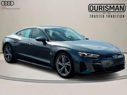 2023 Audi e-tron GT Premium Plus