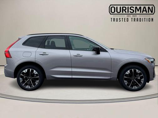 2026 Volvo XC60 B5 Ultra