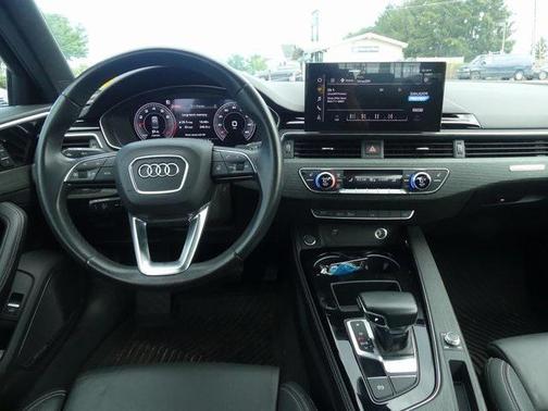 2023 Audi A4 45 S line Premium Plus