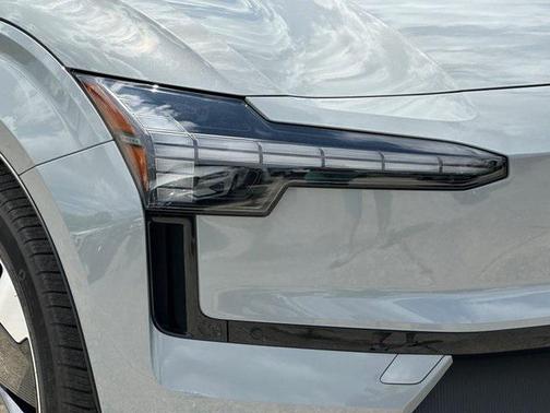 2025 Volvo EX30 Plus