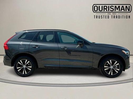 2025 Volvo XC60 Plug-In Hybrid T8 Core