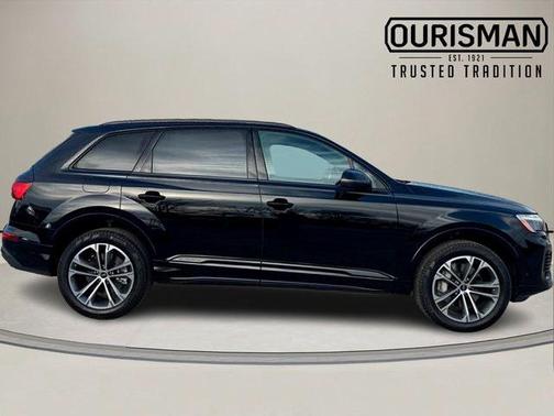 2026 Audi Q7 45 Premium