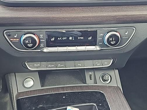 2025 Audi Q5 45 S line Premium Plus