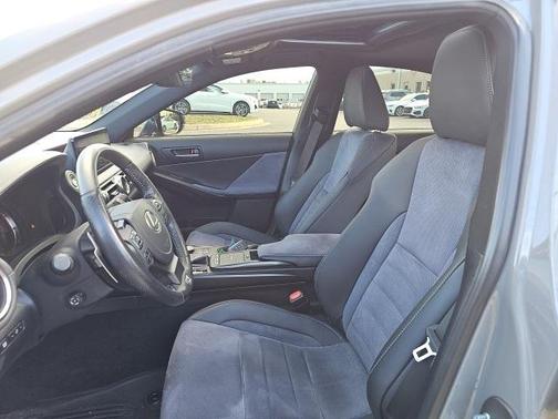 2022 Lexus IS 500 F SPORT Performance