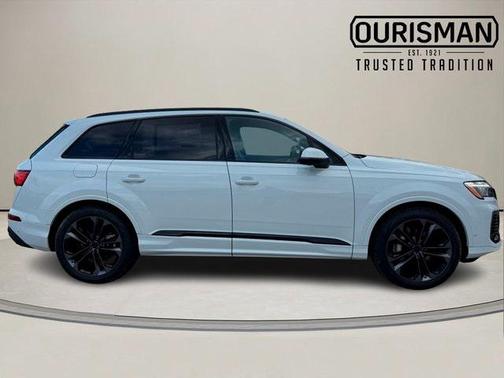 2026 Audi Q7 55 Premium Plus