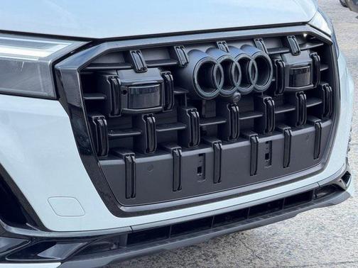 2026 Audi Q7 55 Premium Plus