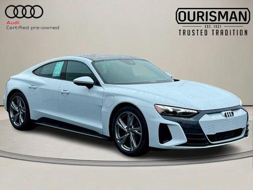 2023 Audi e-tron GT Premium Plus