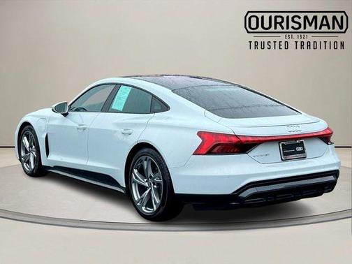 2023 Audi e-tron GT Premium Plus