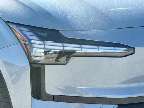 2026 Volvo EX30 Twin Motor Performance Plus