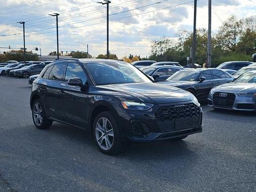 2025 Audi Q5 45 S line Premium