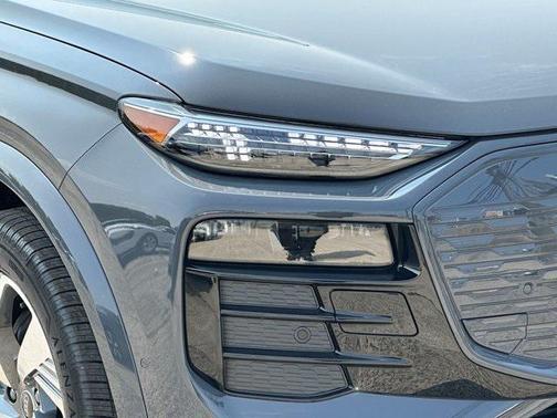 2025 Audi Q6 e-tron Premium Plus