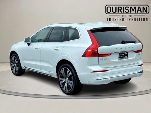 2022 Volvo XC60 B5 Inscription