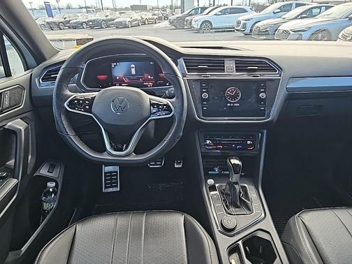 2022 Volkswagen Tiguan 2.0T SE R-Line Black 4MOTION