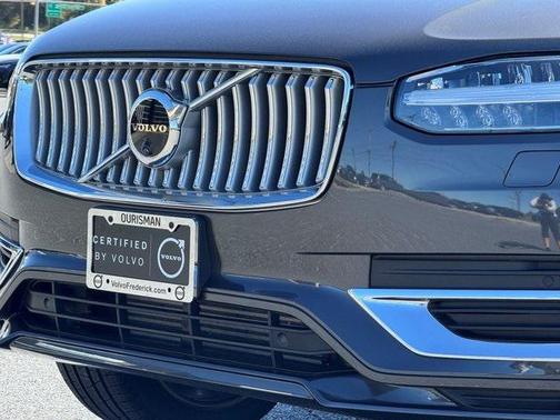 2024 Volvo XC90 Recharge Plug-In Hybrid Ultimate