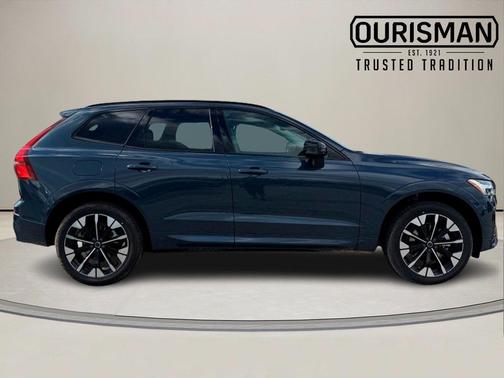 2026 Volvo XC60 B5 Ultra