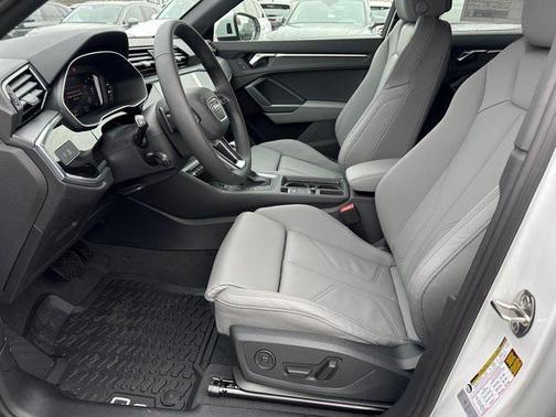 2025 Audi Q3 Premium