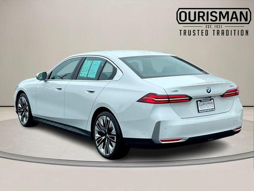 2024 BMW 530 530i xDrive