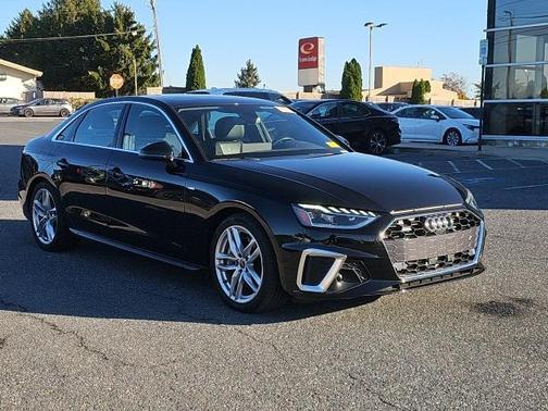 2024 Audi A4 45 S line Premium Plus