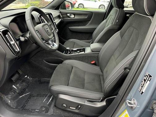 2023 Volvo C40 Recharge Pure Electric Ultimate