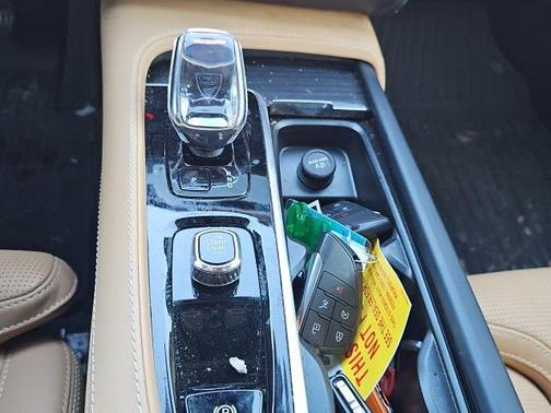 2024 Volvo XC90 Ultimate