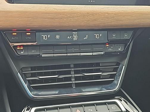 2022 Audi e-tron GT Premium Plus