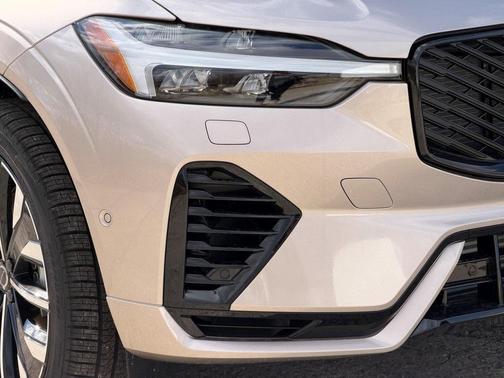 2026 Volvo XC60 Plug-In Hybrid T8 Ultra