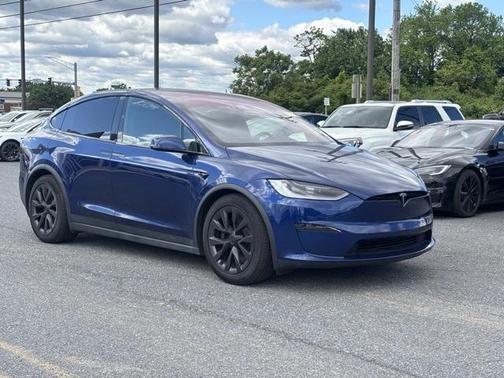 2023 Tesla Model X Base