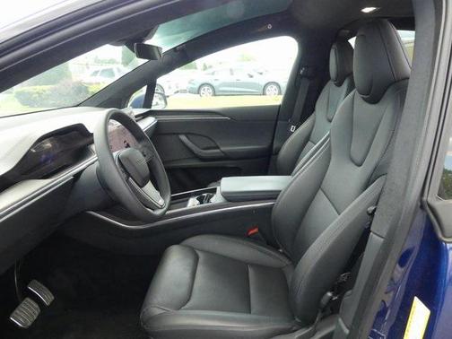 2023 Tesla Model X Base