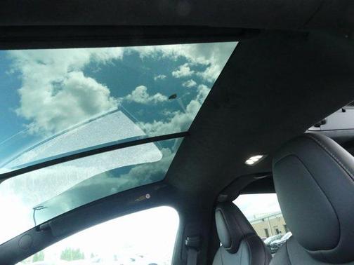 2023 Tesla Model X Base