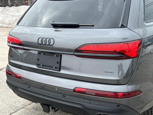 2026 Audi Q7 55 Premium Plus