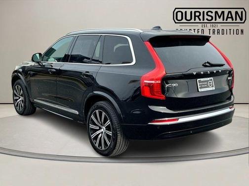 2024 Volvo XC90 B6 Plus Bright Theme