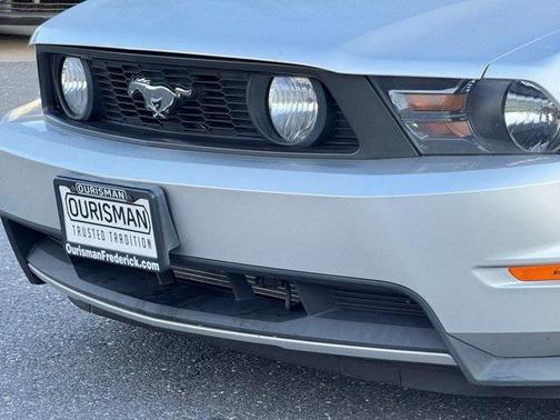 2011 Ford Mustang GT Premium