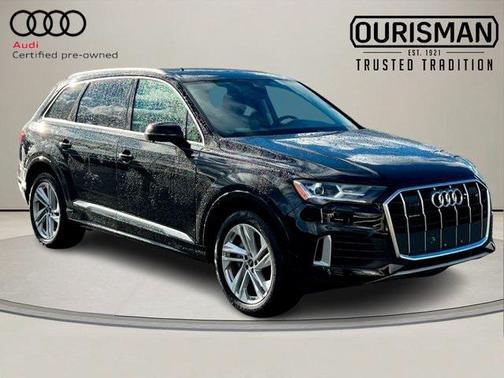 2023 Audi Q7 55 Premium Plus