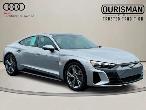 2022 Audi e-tron GT Premium Plus