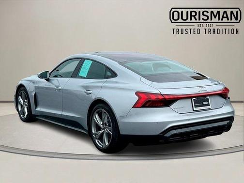 2022 Audi e-tron GT Premium Plus