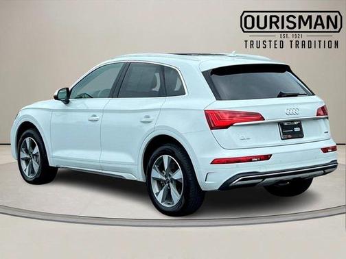 2024 Audi Q5 40 Premium