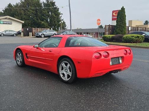 1999 Chevrolet Corvette Base