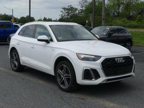2022 Audi Q5 e 55 S line Premium Plus