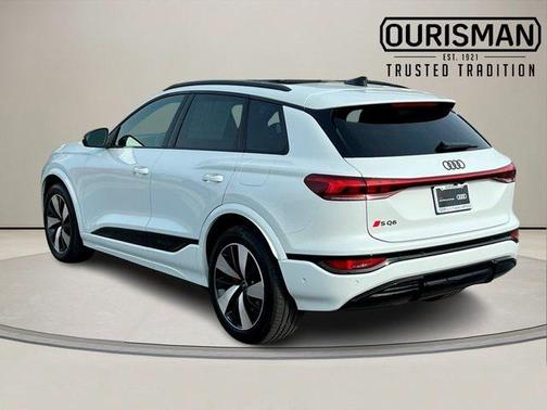 2025 Audi SQ6 e-tron Prestige