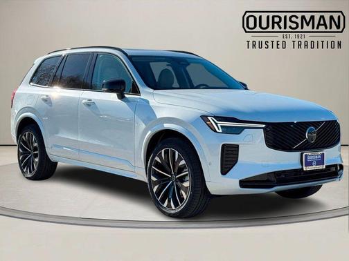 2026 Volvo XC90 B6 Ultra