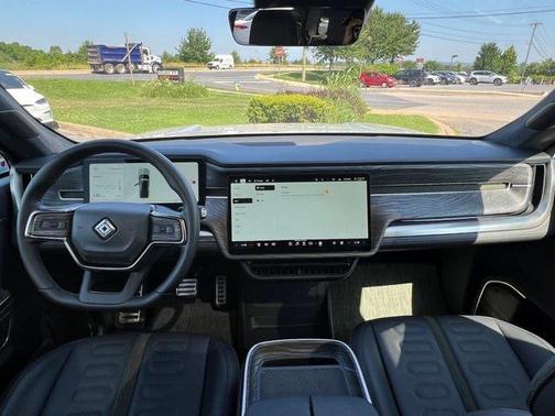 2022 Rivian R1T Adventure