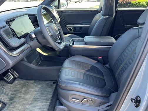 2022 Rivian R1T Adventure